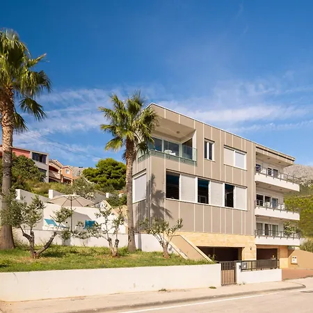 Villa Awesome Split