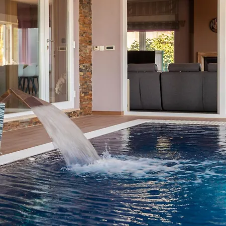 Villa Awesome Split