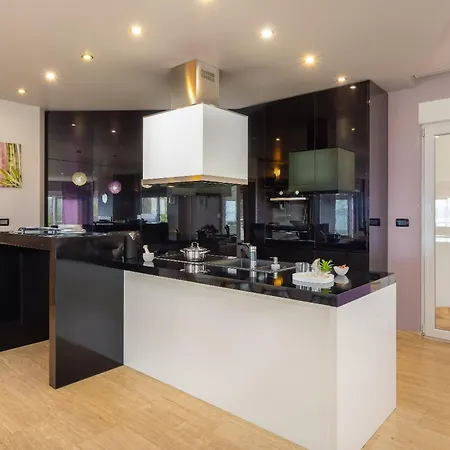 Villa Awesome *